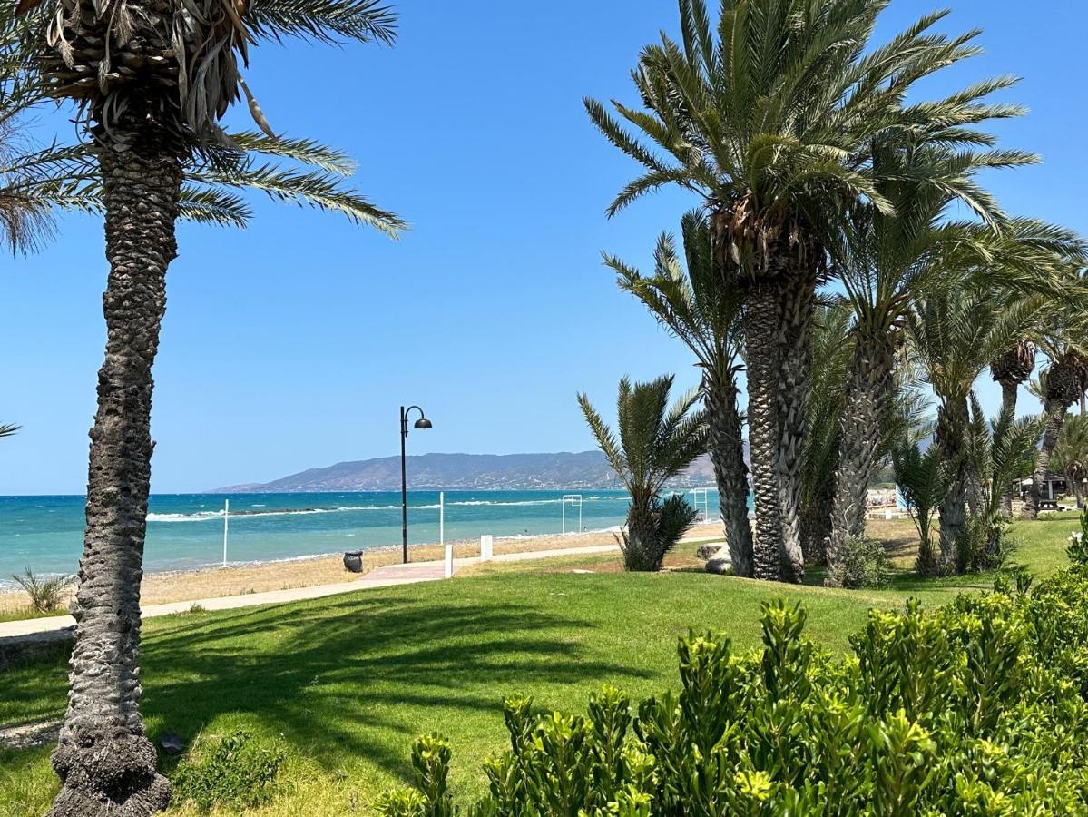 Path Latchi Beachfront Apartments Exterior photo