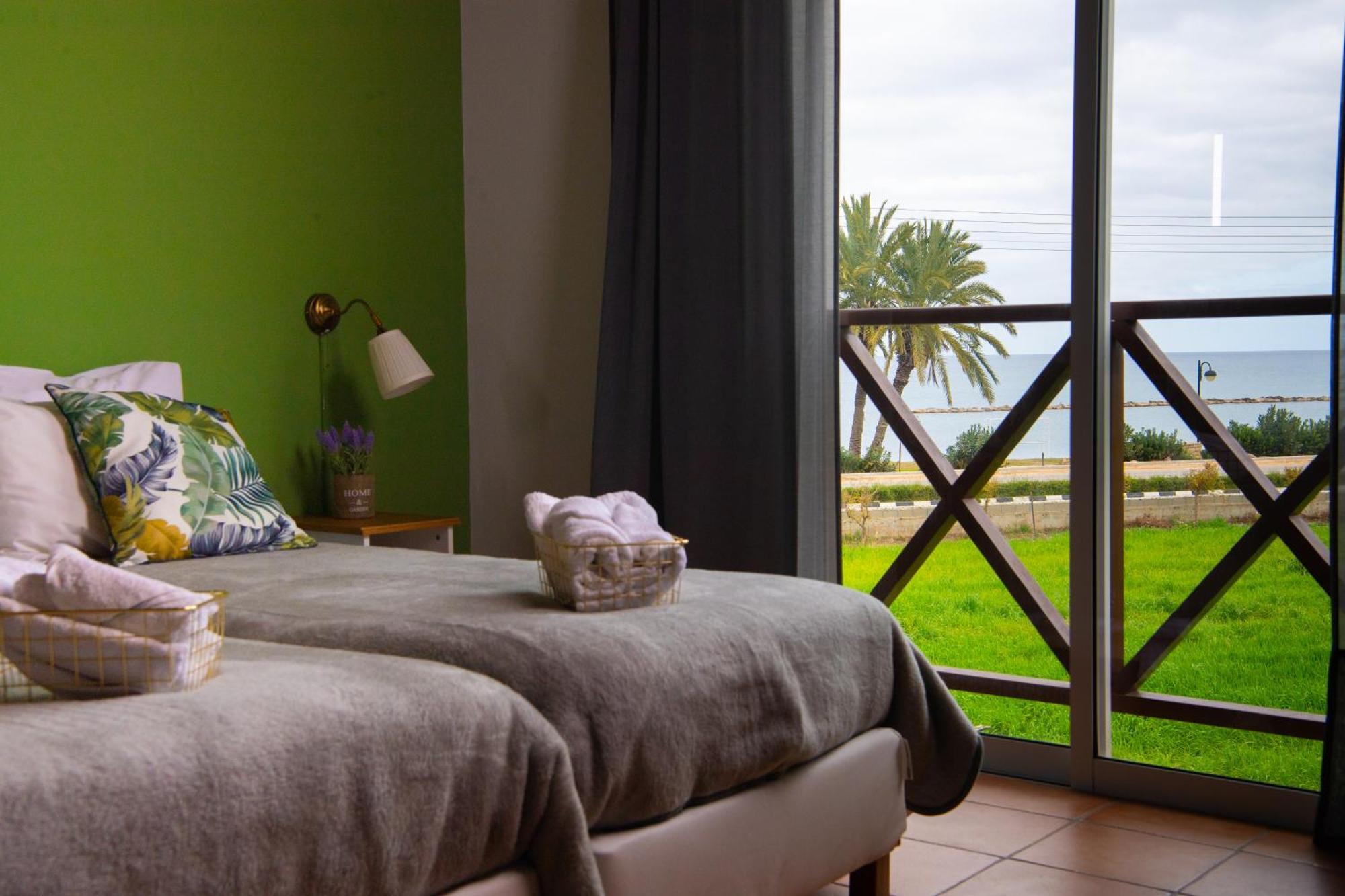 Path Latchi Beachfront Apartments Exterior photo